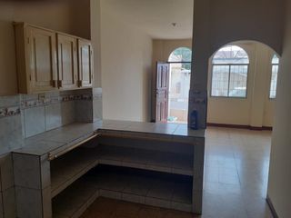 Foto 14 de VENDO CASA EN LA CIUDADELA FERROVIARIA