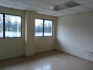 Foto 15 de VENTA BODEGA INDUSTRIAL EN TABACUNDO CON ANDENES PARA CAMIONES.