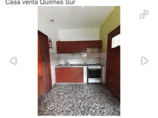 Casa Venta - 2 dormitorios 1 baño 3 cocheras - 85mts2 - Ezpeleta, Quilmes