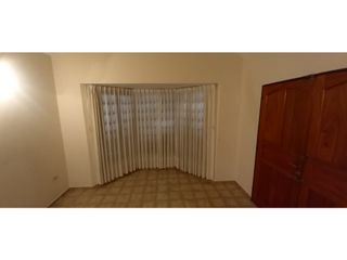 Foto 5 de VENTA- CASA 3 DORMITORIOS- VILLA CABRERA