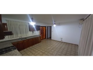 Foto 7 de VENTA- CASA 3 DORMITORIOS- VILLA CABRERA