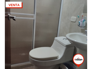 Foto 7 de AMPLIA CASA DE 3 NIVELES DE (210 M2) EN EXCELENTE SECTOR RESIDENCIAL