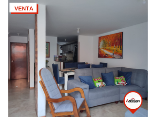 Foto 1 de AMPLIA CASA DE 3 NIVELES DE (210 M2) EN EXCELENTE SECTOR RESIDENCIAL