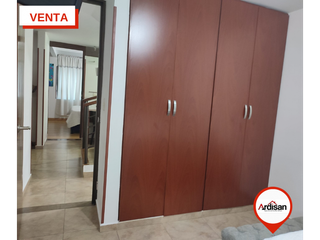 Foto 8 de AMPLIA CASA DE 3 NIVELES DE (210 M2) EN EXCELENTE SECTOR RESIDENCIAL