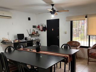 Casa con Piscina en San José