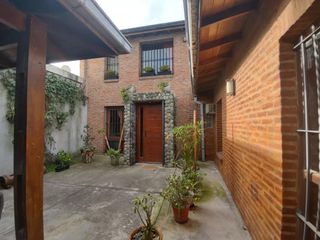 Casa en venta - 3 Dormitorios 2 Baños - Cochera - 283Mts2 - Mar del Plata