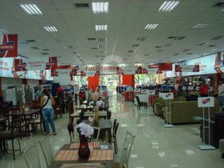 Vendo alquilo oficina Comercial en la Zona de Parque Centenario en Guayaquil