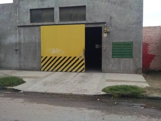 FRENTE A RIO ATUEL - Cocheras Disponibles