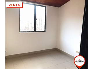 Foto 8 de CASA ESQUINERA PLANA DE 3 HABITACIONES