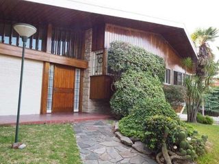Chalet en venta en Bernal Centro