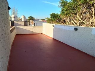 Nazca y José Cubas: moderno PH de 2 ambientes con terraza y parrilla