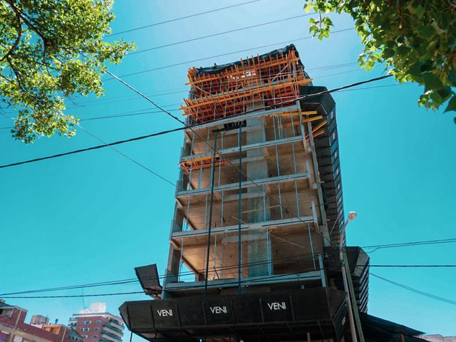 EN VENTA DPTO 2 DORM EDIFICIO VELVET NEUQUÉN CAP.