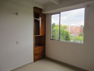 Foto 6 de apartamento en arriendo en britalia. Cod A1409993