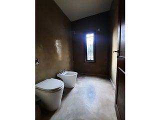 Foto 17 de VENTA-CASA 2 DORM-2 BAÑOS-JESÚS MARA-BULGHERONI