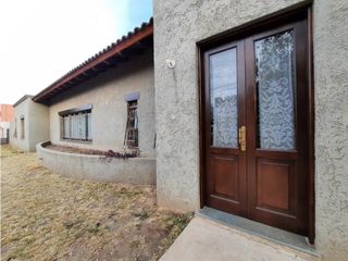 Foto 5 de VENTA-CASA 2 DORM-2 BAÑOS-JESÚS MARA-BULGHERONI