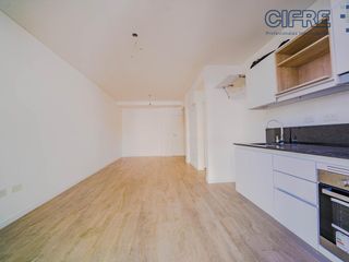 Departamento 2 ambientes en venta 2 balcones  con baño y toilette