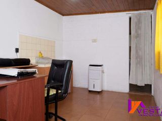 Foto 40 de BARRIO INTERSINDICAL-CASA-VENTA-ZONA SUR