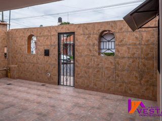Foto 4 de BARRIO INTERSINDICAL-CASA-VENTA-ZONA SUR