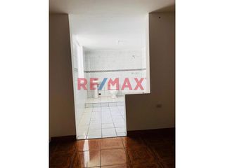 Foto 2 de ¡VENDO CASA EN BUEN ESTADO EN URB, JARDINES VIRU, BELLAVISTA, CALLAO!

Vendo linda casa en buen estado en urb. Jardines Viru, bellavista, Callao. Bi