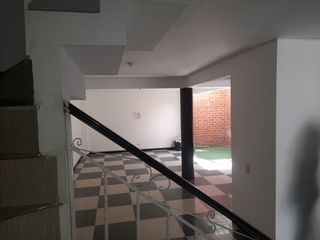 Foto 3 de casa en arriendo en ciudad 2000. Cod A2