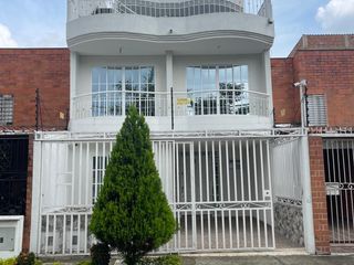 Foto 8 de casa en arriendo en ciudad 2000. Cod A2