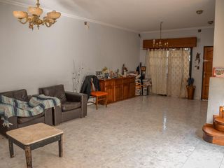 Venta Casa 5 dormitorios, Cerrito 2900, Gazze