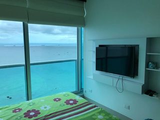 Se Alquila Apartamento Frente al Mar en Salinas