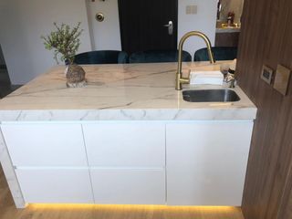 Foto 5 de VENTA DE DEPARTAMENTO DE LUJO EN CEIBOS POINT - KM 7