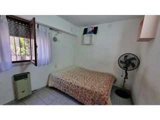 Foto 9 de En venta. Chalet de 4 ambientes con dependencia. Barrio Chauvin.
