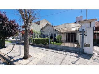Foto 18 de En venta. Chalet de 4 ambientes con dependencia. Barrio Chauvin.
