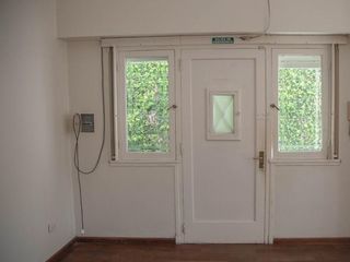 PH en venta - 3 Dormitorios 2 Baños - 106Mts2 - La Plata