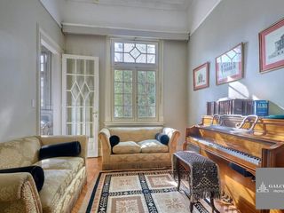 Maure 2000 - Casa Venta Belgrano - Reciclado a nueva - 4 Cocheras - Zona Emabajadas