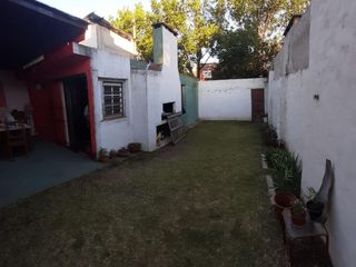 Foto 6 de CASA EN VENTA  3 DORMITORIOS + DEPARTAMENTO EN BARRIO ALTO ALBERDI IDEAL PARA INVERSIÓN