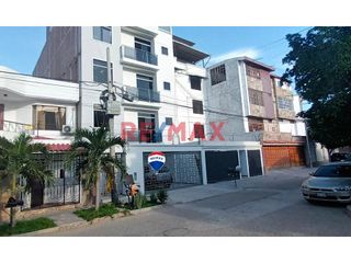 Foto 1 de Ubicación: Urb. Lagunas del Chipe, Piura
✨ Vive en una zona exclusiva y estratégica, cerca de la UDEP, UPAO y diversas instituciones.
✅ Característi