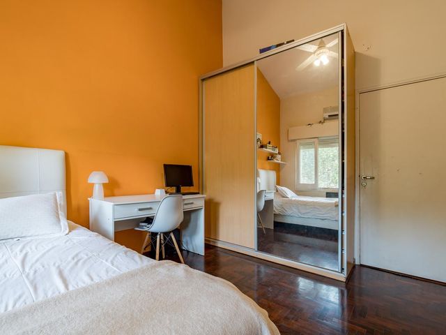 VENTA/PERMUTA - Casa 4 dormitorios -  Zona residencial de funes - Garita 13.