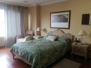 Bellavista, Suite en renta, 68 m2, 1 habitación, 1 baño, 1 parqueadero