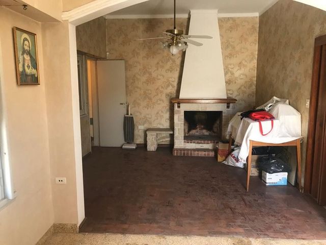 Departamento en venta de 4 dormitorios c/ cochera en Mariano Moreno