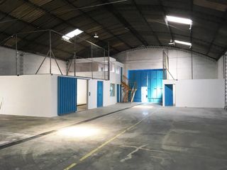 BODEGA INDEPENDIENTE DE 510 M2, SECTOR SOLCA