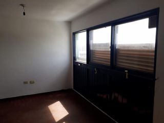 Foto 2 de ALQUILO DEPARTAMENTO 2 DOR ALBERDI COLON 1561