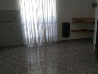 Departamento en venta - 1 dormitorio 1 baño - Balcón - 50 mts2 - Berazategui