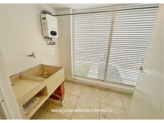 Foto 6 de VENDO HERMOSA CASA EN MONTELUGANO (VIA AL BOSQUE)