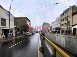 Foto 2 de Inversión Asegurada – Oficina En Pleno Centro De Lima