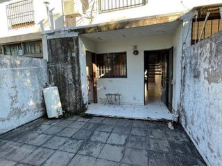 Casa PH en venta en Castelar Norte