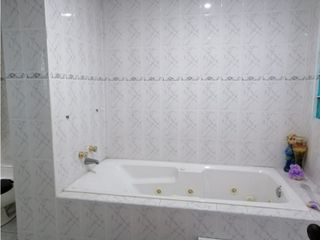 Foto 8 de VENDO OPORTUNIDAD HERMOSA CASA EN GUAYACANES