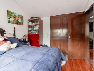 Foto 12 de casa en venta en niza norte. Cod V6406