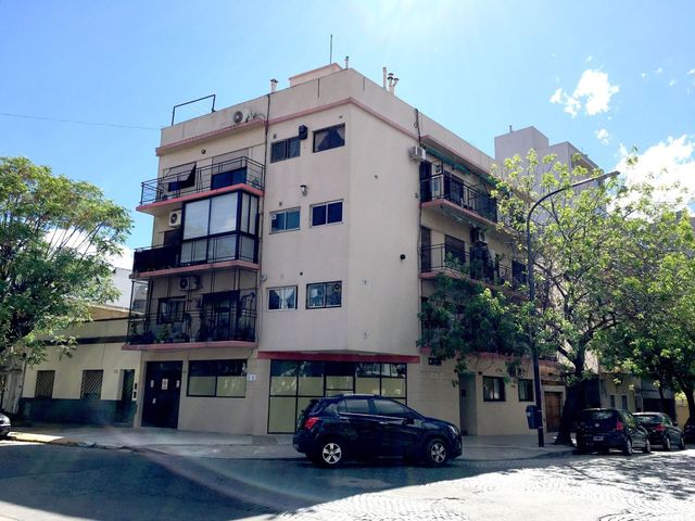 VENTA DEPTO. 2 AMB VILLA URQUIZA BALCON AL FTE.
