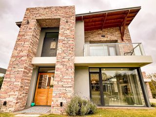Foto 6 de Alquiler Casa | 24 Meses | Barrio Privado las prunas
