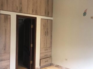 Foto 6 de Venta/ Alquiler propiedad con factibilidad para comercio, Kennedy Norte ( vía principal )