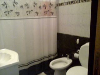 Foto 3 de Casa PH en venta en Bernal Oeste