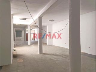 Foto 3 de 📌 Ubicación estratégica: Cerca de Plaza de Armas, Municipalidad, clínicas, colegios, farmacias, mercado de abasto y más.

📐 Detalles del inmueble: